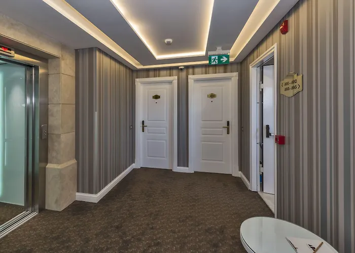 Ada Karakoy - Special Category 3*